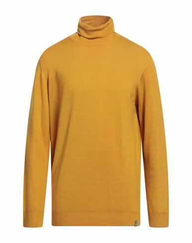 At. p.co Man Turtleneck Ocher Virgin Wool Cover