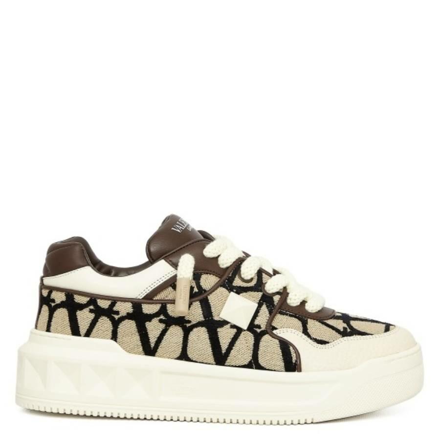 Valentino Garavani Low-Top Toile Iconographe Sneakers Cover