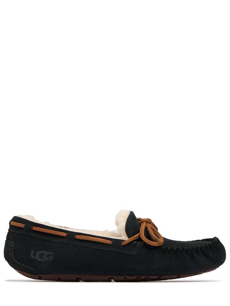 UGG 10mm Dakota Shearling Loafers Cover