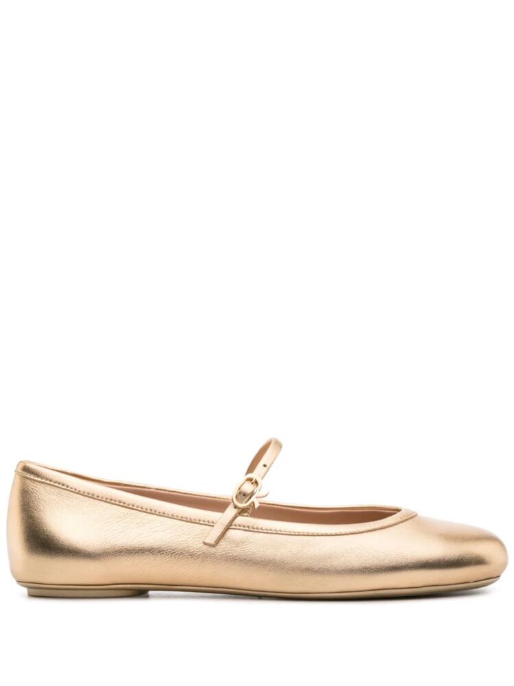 Gianvito Rossi Carla buckled ballerina shoes - Gold Cover