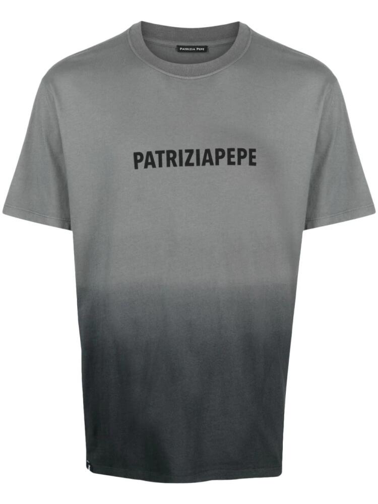 Patrizia Pepe logo-print ombré cotton T-shirt - Grey Cover