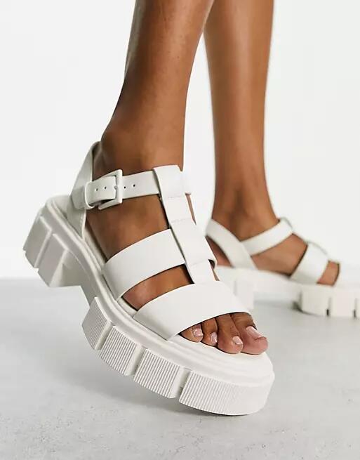 Stradivarius multi strap chunky sandal in white Cover