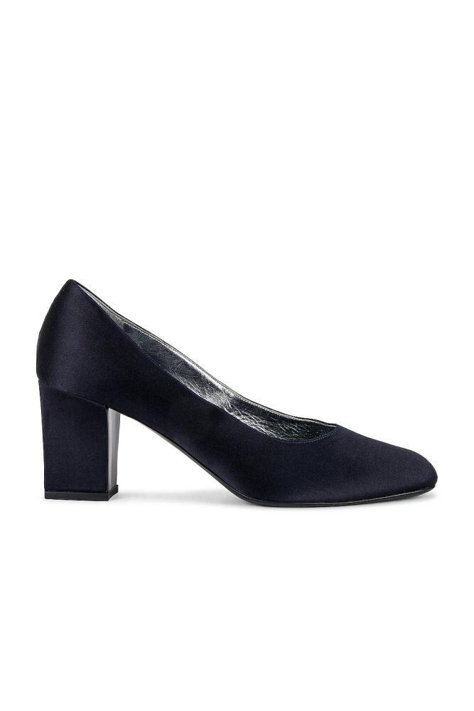 The Row Fiore Pump in Navy Cover