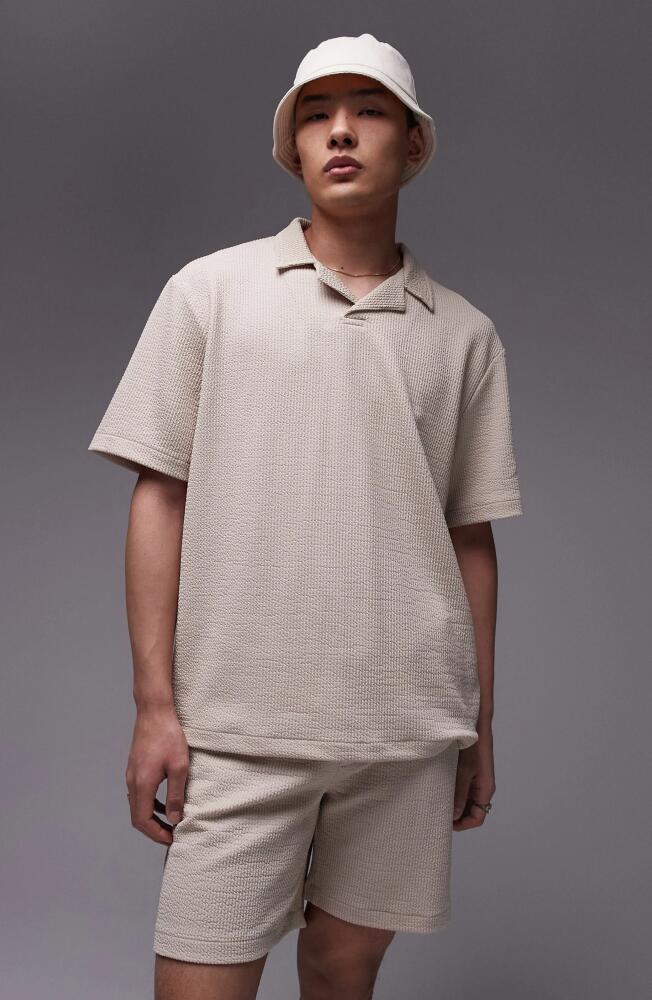 Topman Crinkle Oversize Polo in Cream Cover