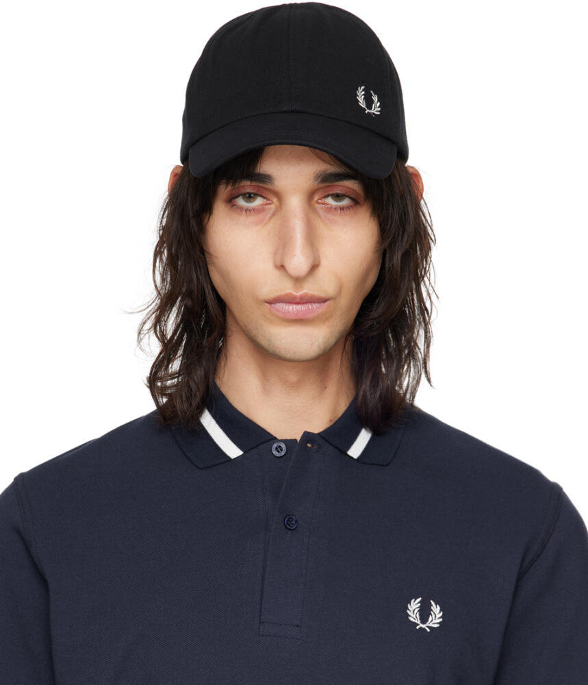 Fred Perry Black Classic Piqué Cap Cover