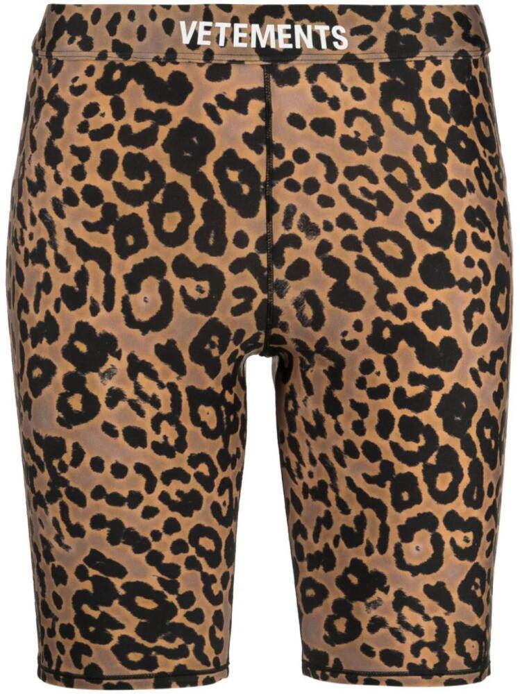 VETEMENTS leopard-print biker shorts - Brown Cover