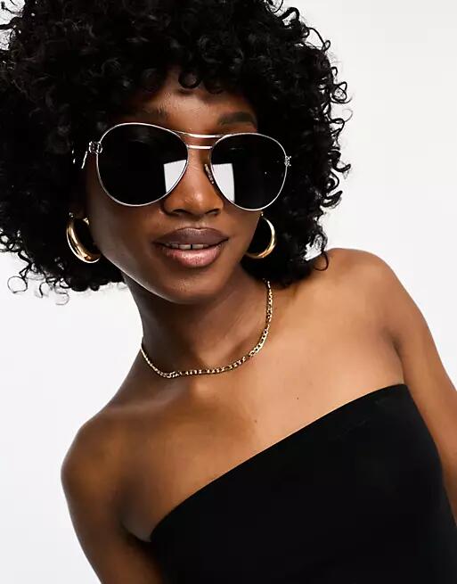 Jeepers Peepers aviator sunglasses in gold Cover