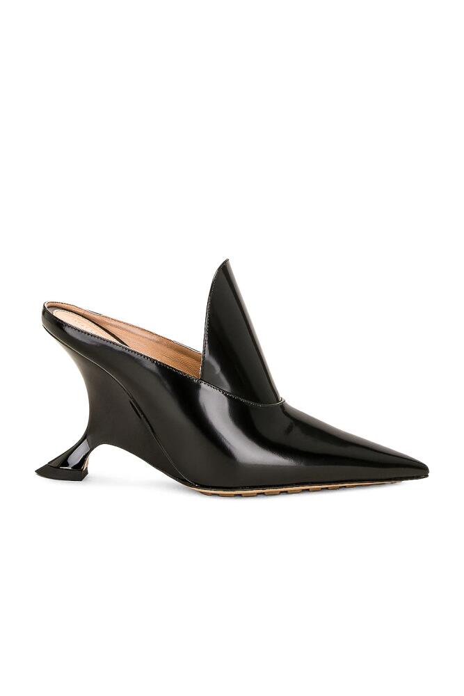 Bottega Veneta Rocket Pumps in Black Cover