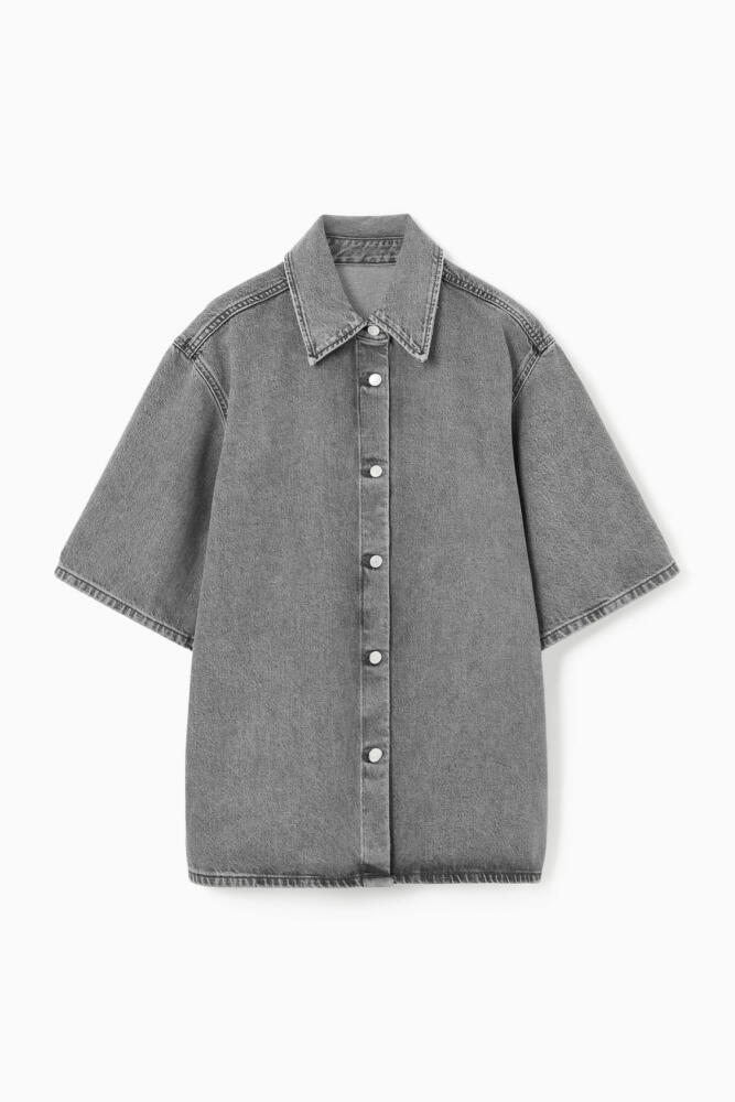 COS SHORT-SLEEVED DENIM SHIRT Cover