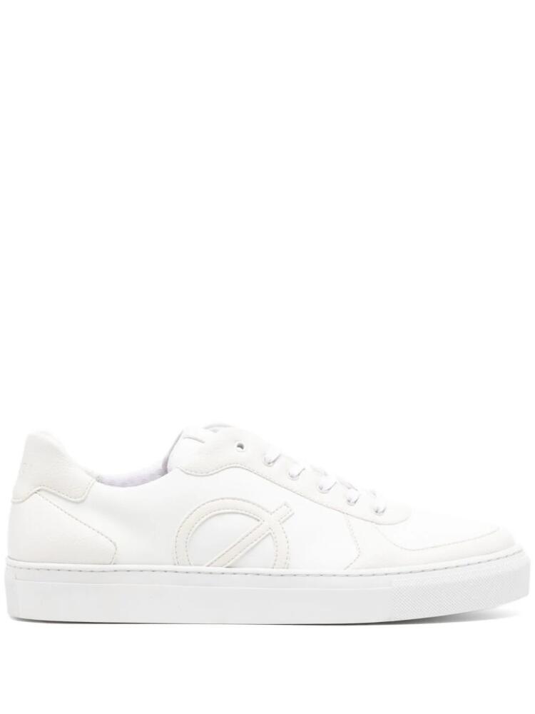 L⌀CI Classic logo-patch sneakers - White Cover