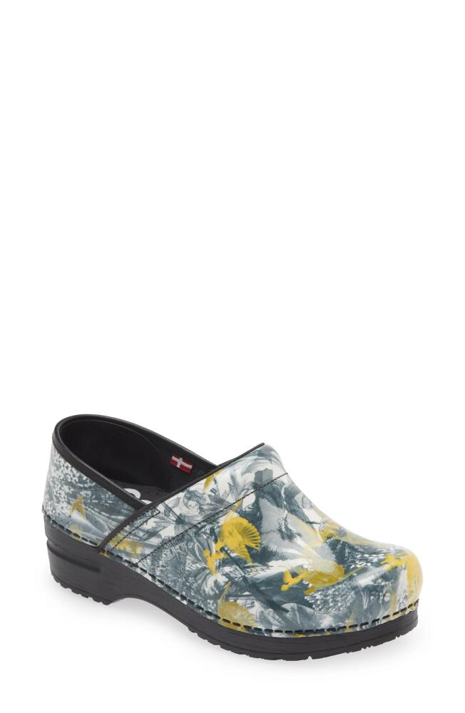 Sanita Flyaway Clog in Yellow/Grey Cover