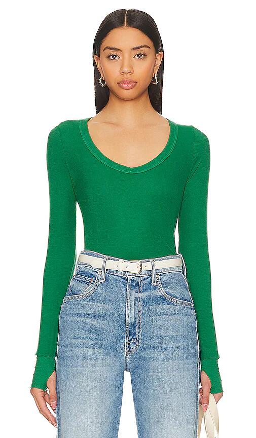 Michael Lauren Otis Rib Fitted V Neck in Green Cover