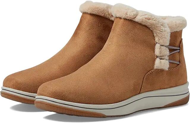 Clarks Breeze Faux Fur (Tan Textile) Women's Boots Cover