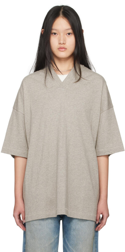 Fear of God ESSENTIALS Gray V-Neck T-Shirt Cover