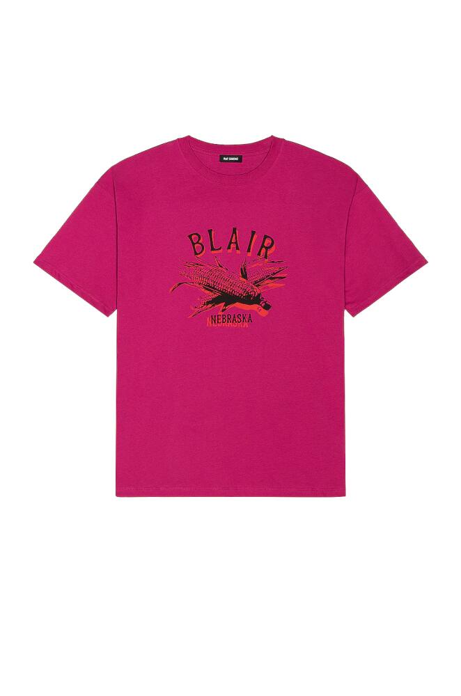 Raf Simons Big Fit T-Shirt Blair Nebraska in Fuchsia Cover