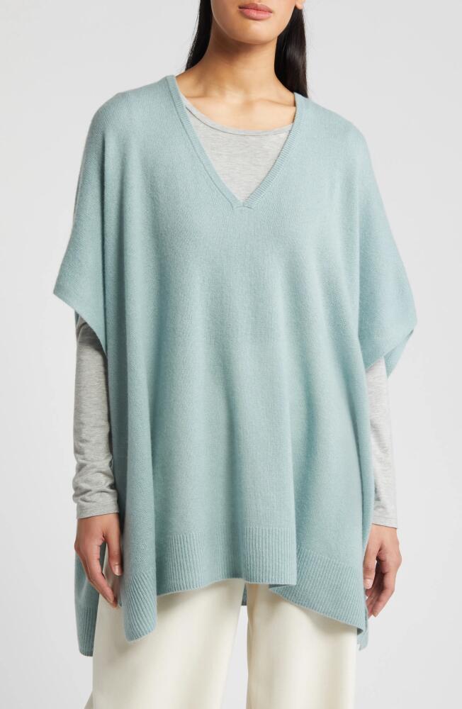 Nordstrom V-Neck Wool & Cashmere Poncho in Grey Mineral Cover