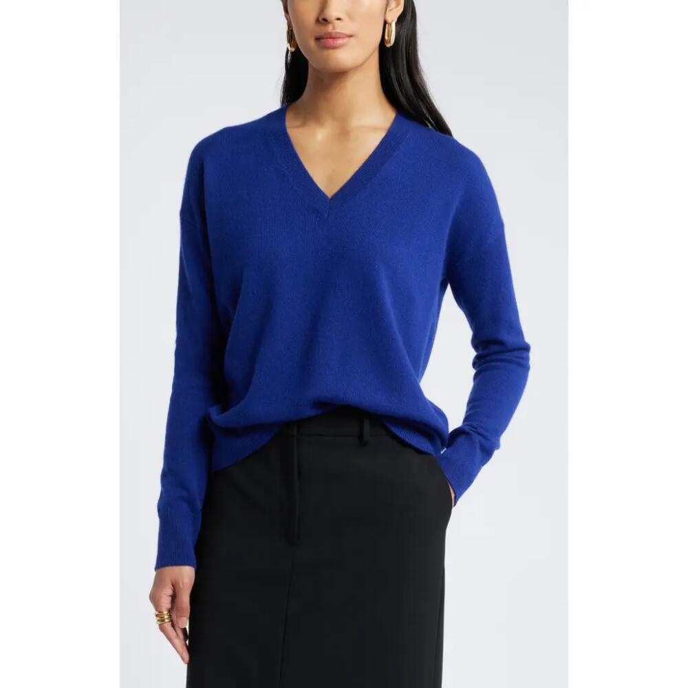 Nordstrom V-Neck Cashmere Sweater in Blue Beacon Cover