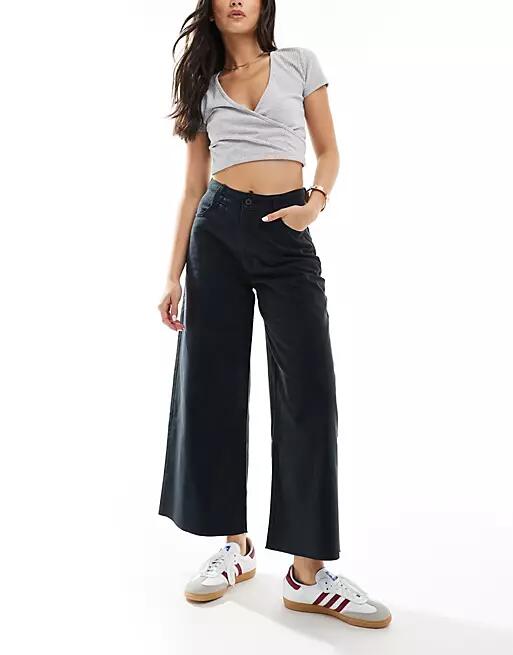 ASOS DESIGN cropped wide leg pants with raw hem in black-Neutral Cover