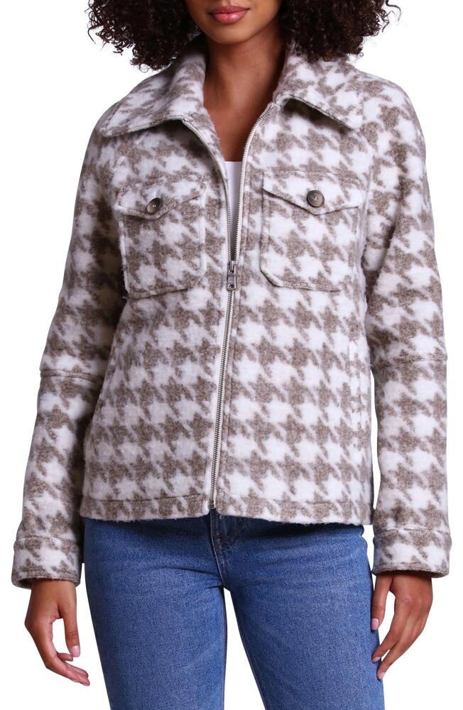 Avec Les Filles Plaid Utility Jacket in Tan/Cream Houndstooth Cover