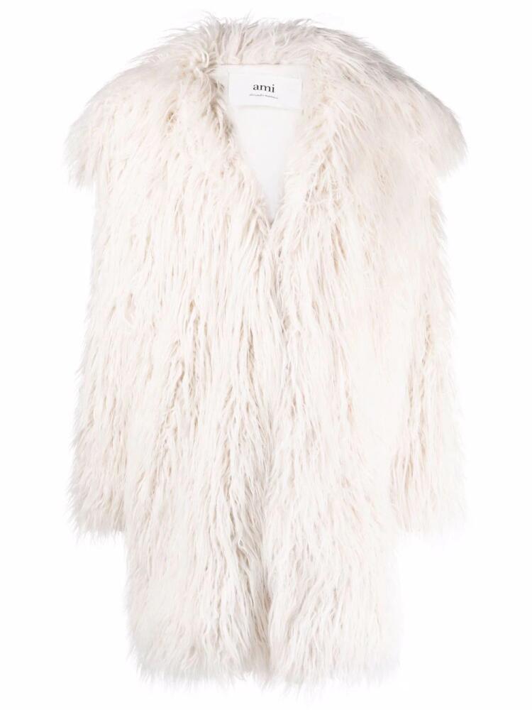 AMI Paris faux-fur oversize coat - White Cover