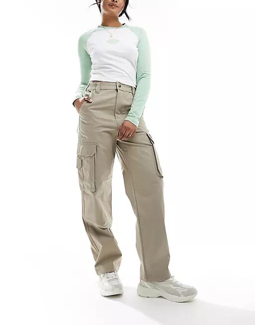 Dickies hooper bay straight leg cargo pants in beige-Green Cover