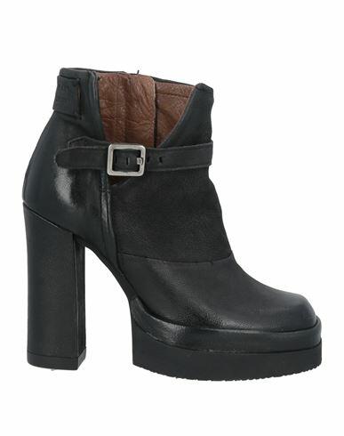 A. s.98 Woman Ankle boots Black Leather Cover