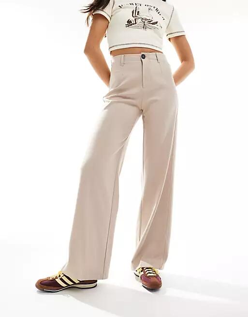 Bershka wide leg tailored pants in stone-Neutral Cover