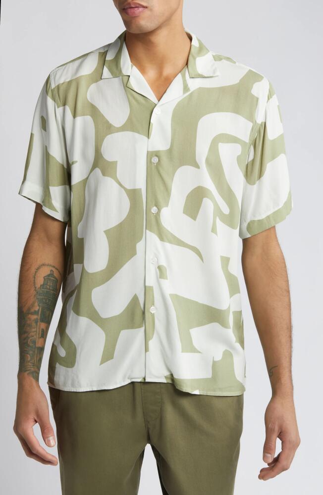 OAS Sage Puzzlotec Camp Shirt in Green Cover