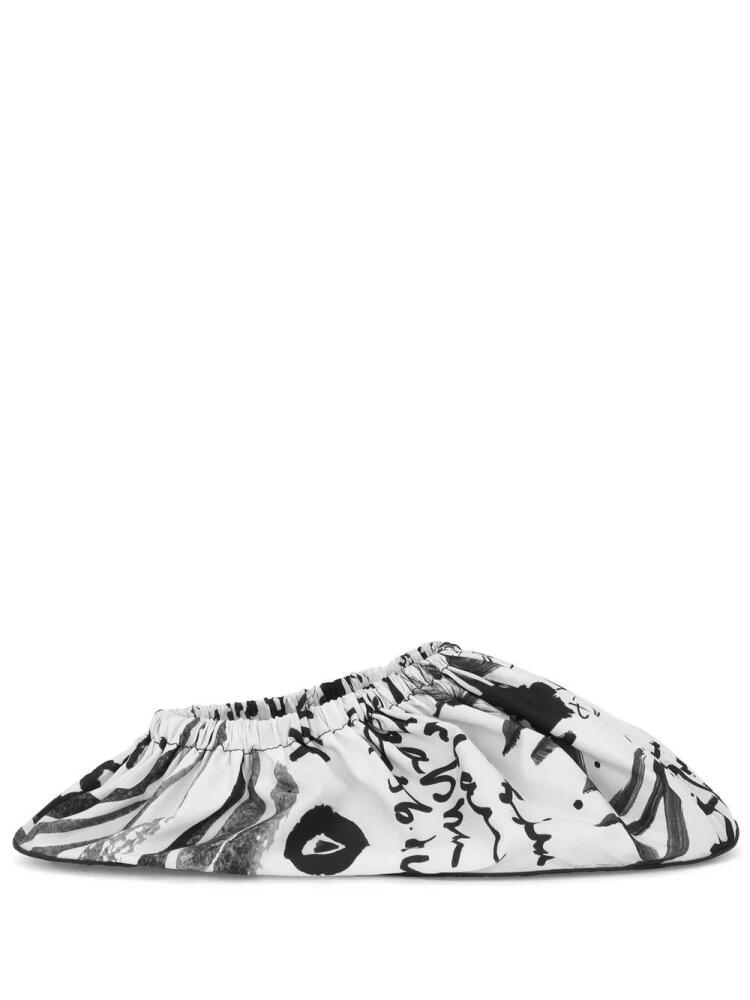 Dolce & Gabbana abstract-print slip-on shoes - White Cover