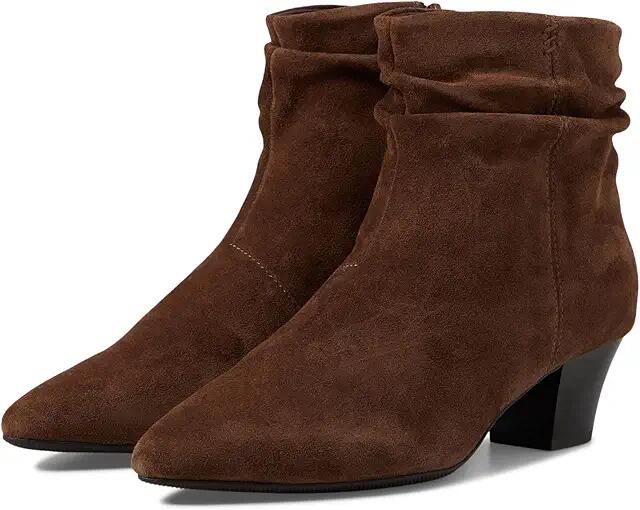 Clarks Teresa Skip (Taupe Suede) Women's Boots Cover