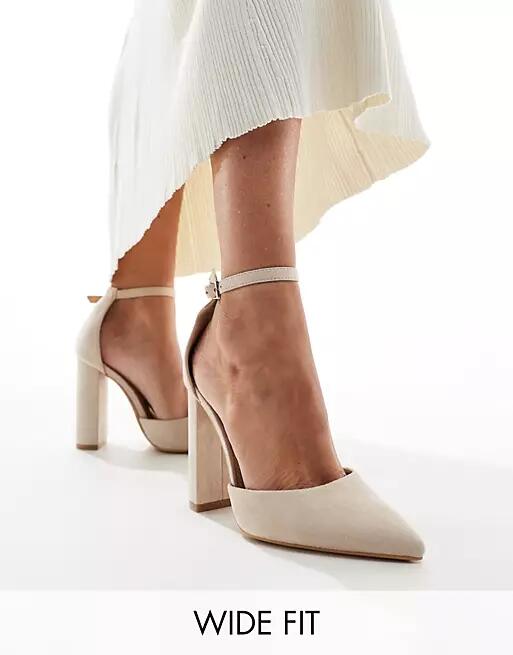 Truffle Collection wide fit block heel pumps in beige-Neutral Cover