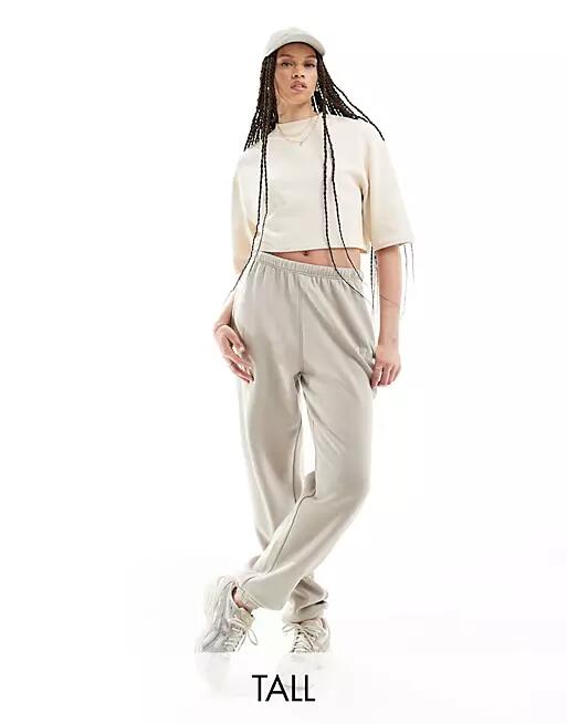 Kaiia Tall cuffed sweatpants in stone-Neutral Cover