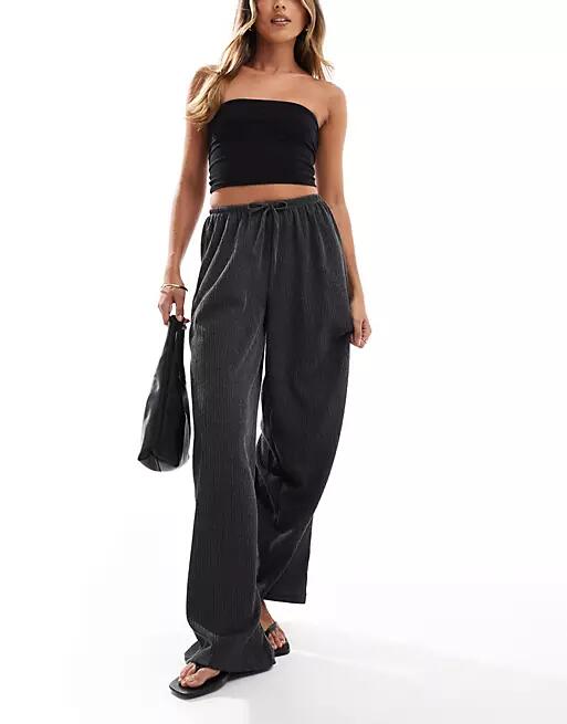 Pull & Bear textured wide leg drawstring pants in charcoal gray-Neutral Cover