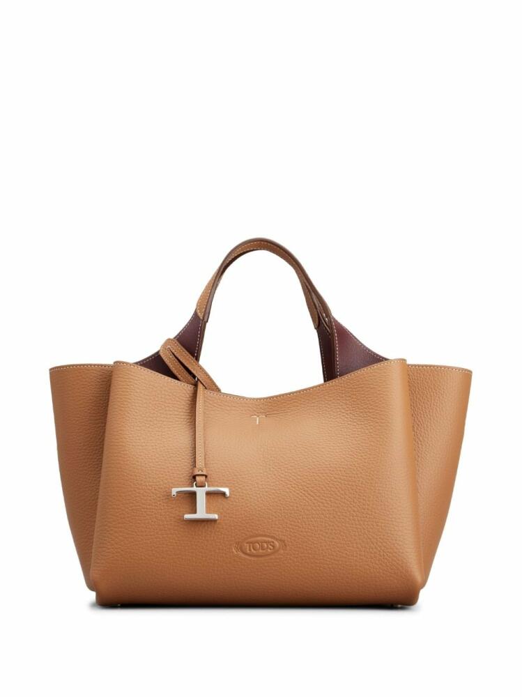 Tod's logo-pendant leather shoulder bag - Brown Cover