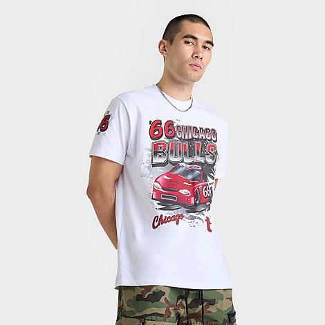 Mitchell And Ness Men's Chicago Bulls NBA Speedway Graphic T-Shirt in White/White Cover