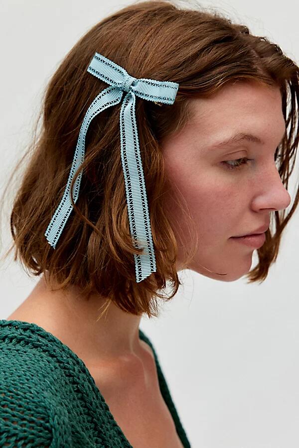 Bow Hair Clip 3-Piece Set in Blue Cover