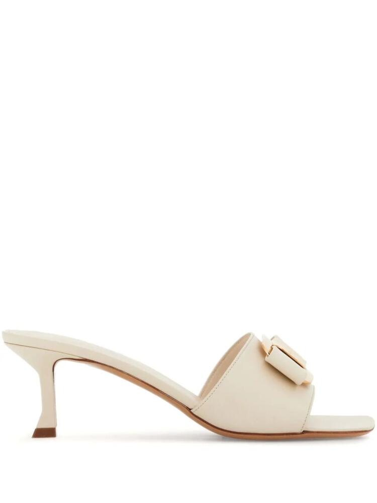 Ferragamo 55mm bow-detailing leather mules - White Cover