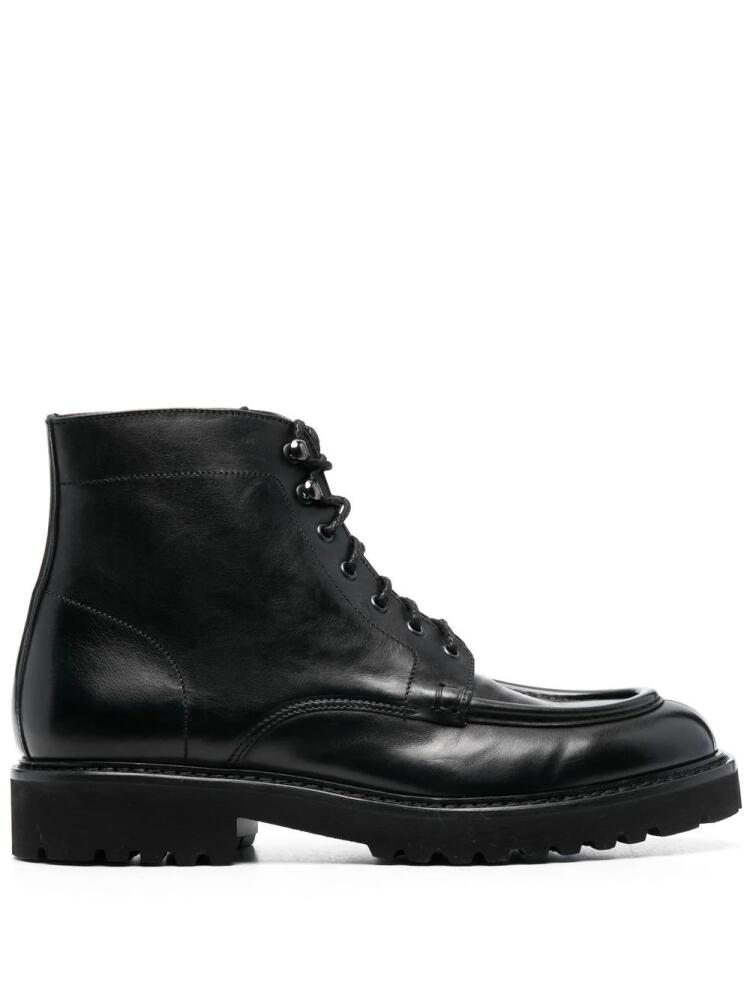 Doucal's ankle lace-up fastening boots - Black Cover