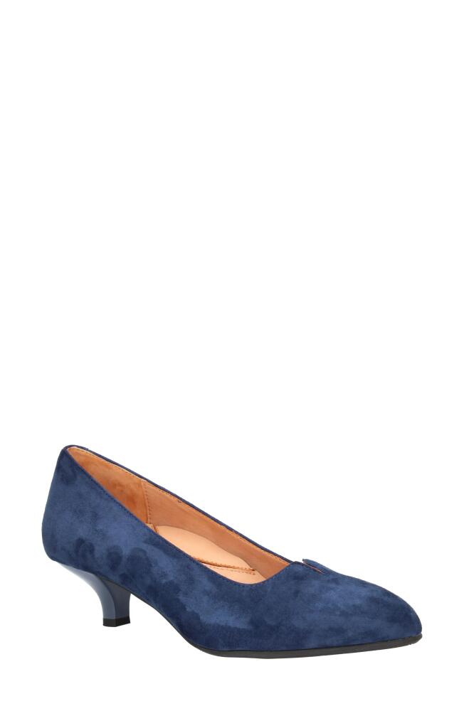 L'Amour des Pieds Kavan Pump in Navy Cover