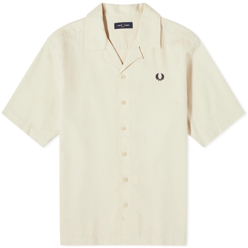 Fred Perry Men's Pique Short Sleeve Vacation Shirt in Oatmeal Cover