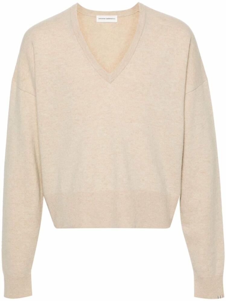 extreme cashmere nº224 clash v-neck jumper - Neutrals Cover