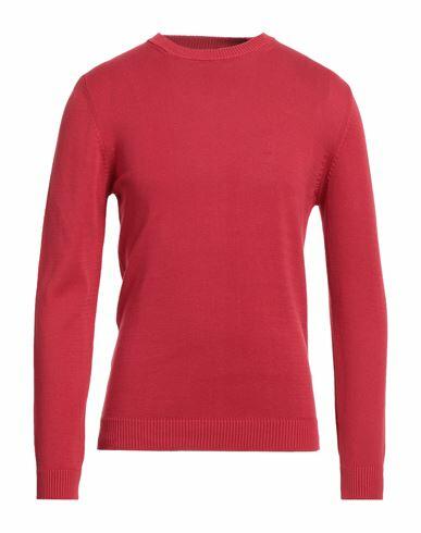 Bellwood Man Sweater Red Cotton Cover