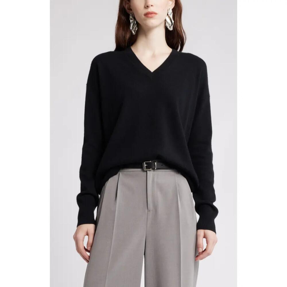 Nordstrom V-Neck Cashmere Sweater in Black Rock Cover