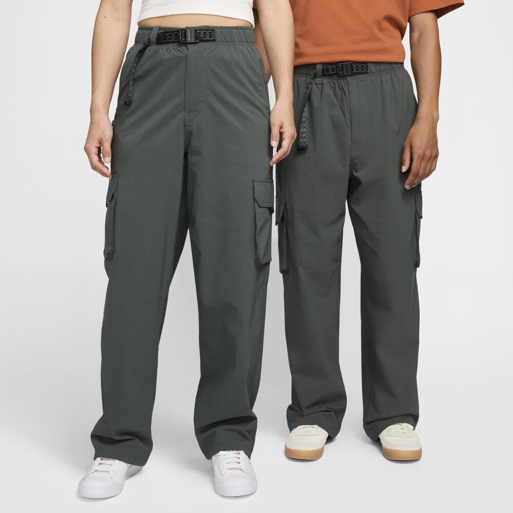 Unisex Nike SB Kearny Cargo Skate Pants in Green Cover