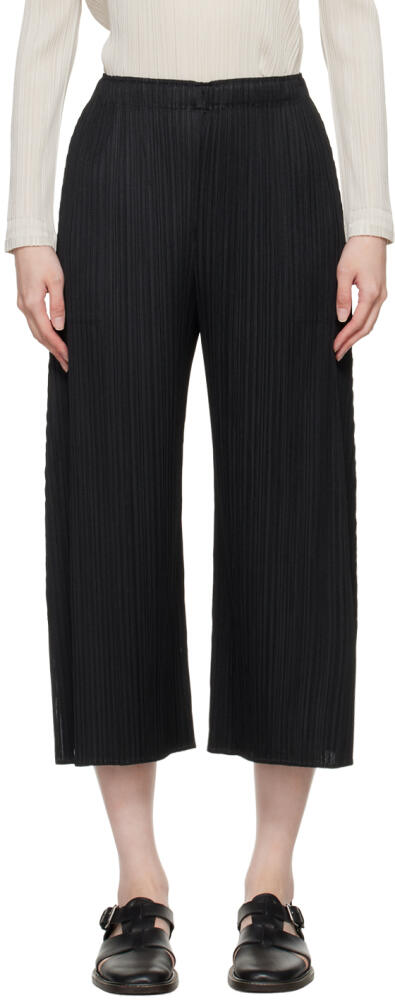 PLEATS PLEASE ISSEY MIYAKE Black Monthly Colors June Trousers Cover