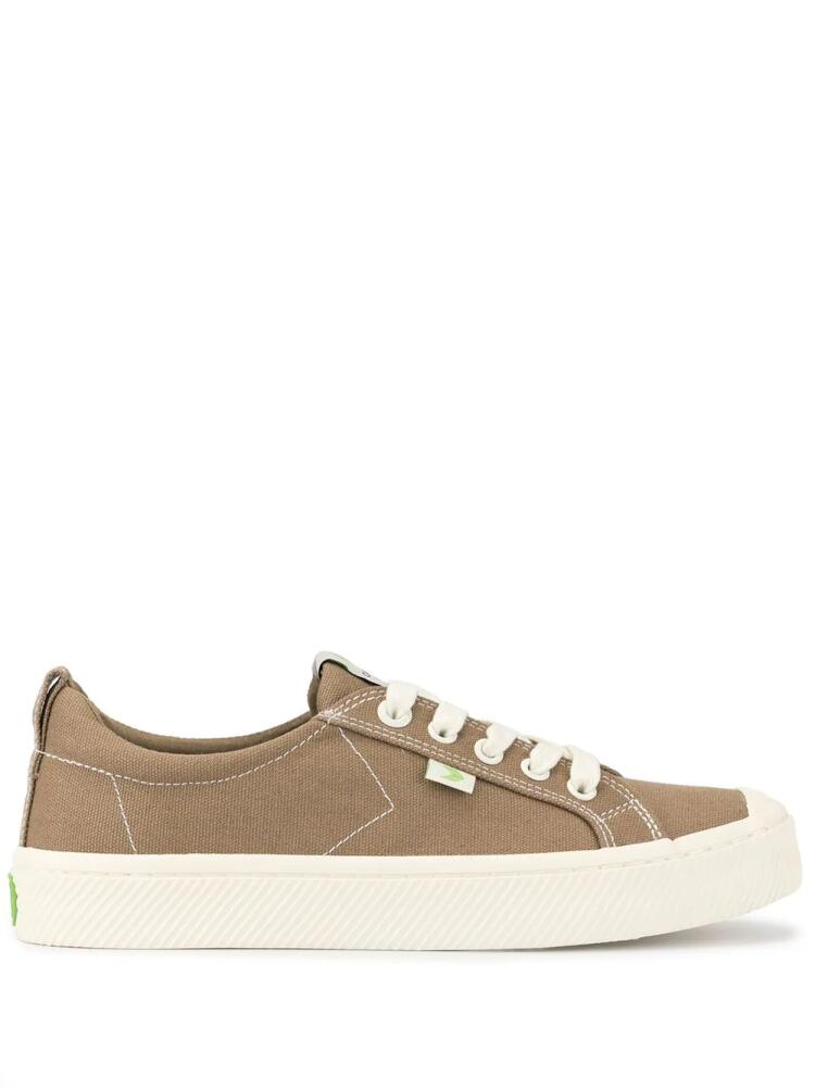 Cariuma OCA low-top canvas sneakers - Green Cover