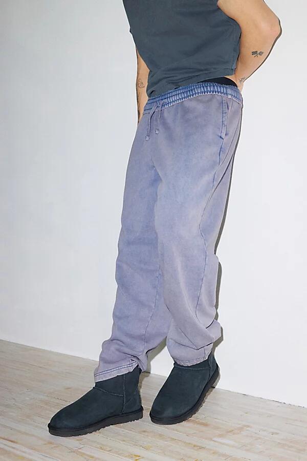 BDG Bonfire Straight Leg Sweatpant in Slate Cover