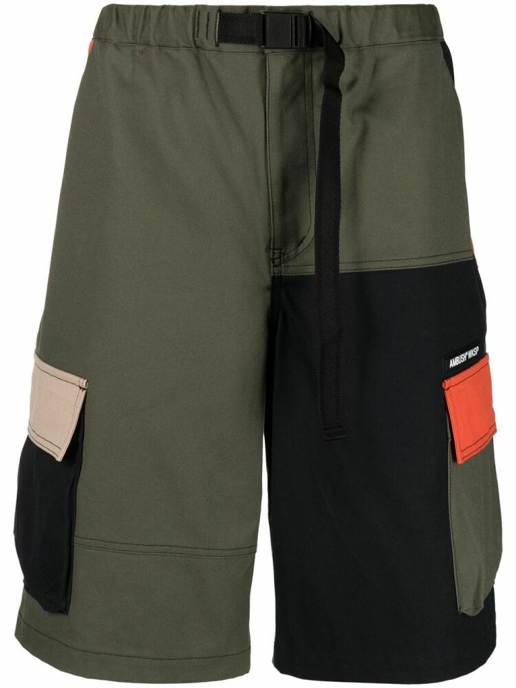 AMBUSH colour-block cargo shorts - Green Cover