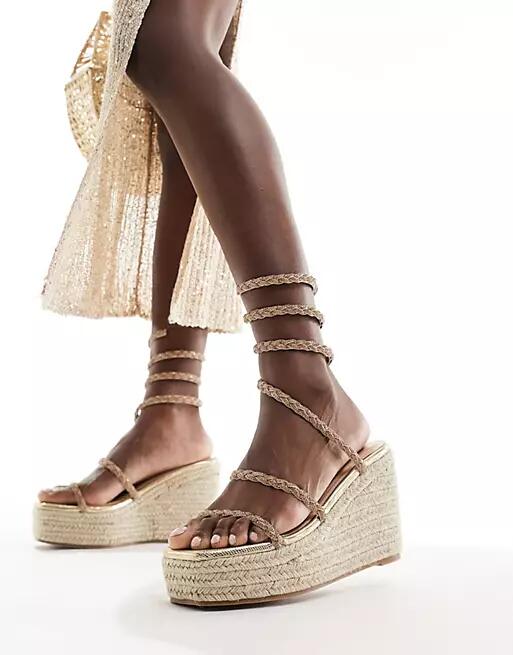 Simmi London Simona embellished espadrilles in gold Cover