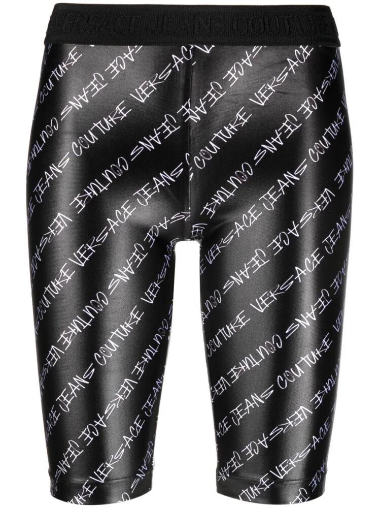 Versace Jeans Couture logo-print knee-length shorts - Black Cover